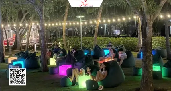 Nâng Tầm Dịch Vụ Với Ghế Lười Hạt Xốp Resort thương hiêụ NIGHT 2 thegioigheluoi3 ghe luoi hat xop resort 1