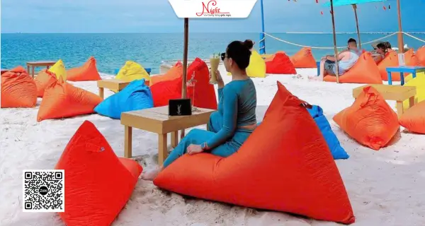 Ghế Lười Hạt Xốp NIGHT Giải Pháp Thư Giãn Sau Khi Bơi 2 thegioigheluoi3 ghe luoi hat
